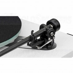 Rega Planar 3 Turntable white with RB330