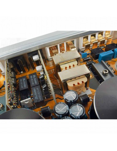 Phoenix Gold ZQ9004 – 4 Channel high-end amplifier