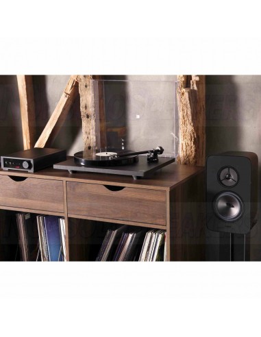 Rega System One hifi system black