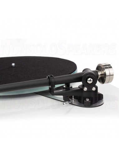 Rega Planar 6 & Neo PSU turntable white matt