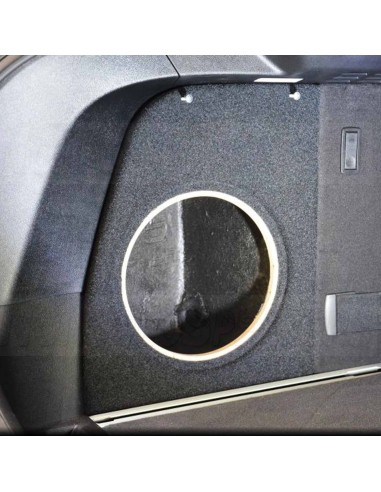 FBbmw28 BMW X4 G02 Fit-Box subwoofer enclosure