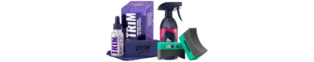 Car cosmetics for external plastics and rubber