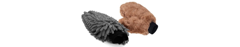 Gloves and sponges for washing