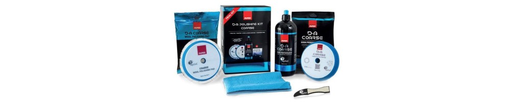Set of discs and pastes for polishing car paint