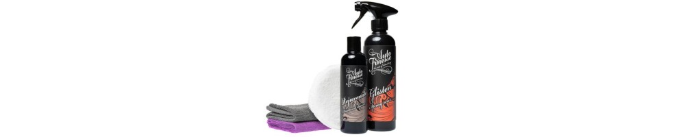 Car paint preparation and waxing kit