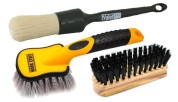 Bicycle brushes and brushes