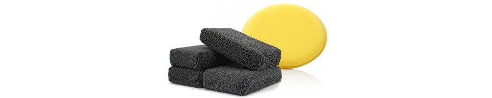 Applicators and wipes for plastic and rubber